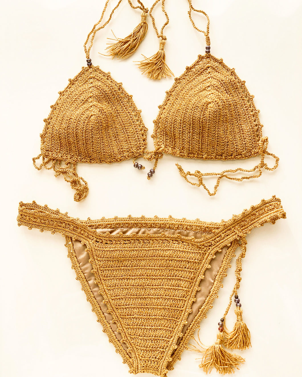 Bikini crochet doré